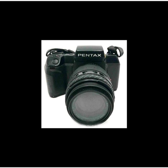 Asahi Pentax Camera & Lenses With Accessories - Picture 2 of 8